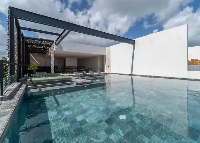 Lux 1br With Rooftop Pool, Spa, Gym, Kids Playroom Ferienhaus